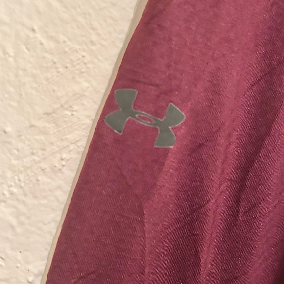 Under Armour Womens Reactor Long Sleeve Burgundy Small - Picture 2 of 6